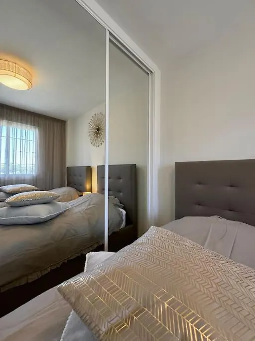 Luxe Zee- En Bergappartement El Faro 0*,  Spain