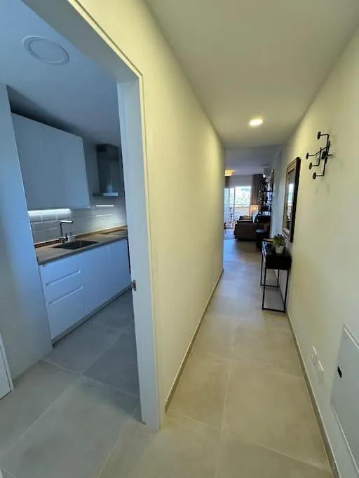 Luxe Zee- En Bergappartement El Faro Apartment