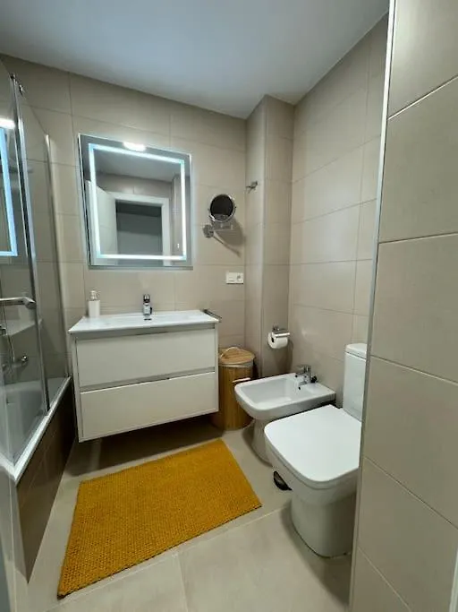 Luxe Zee- En Bergappartement El Faro 0*,  Spain