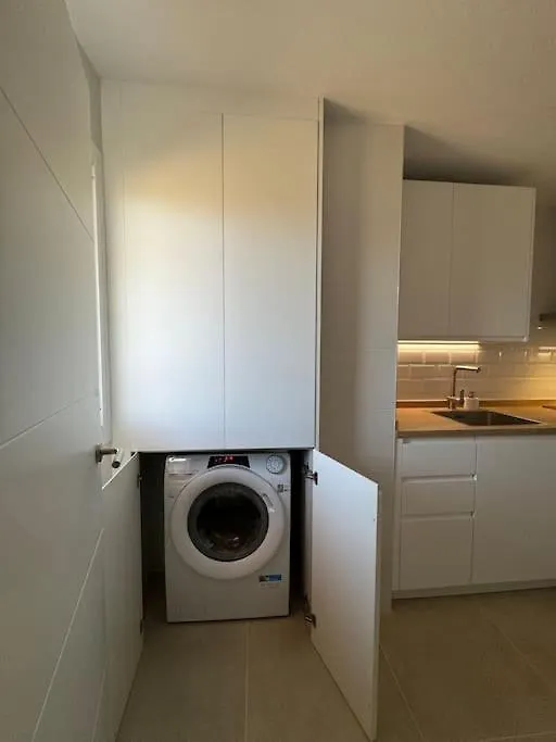 Luxe Zee- En Bergappartement El Faro Apartment